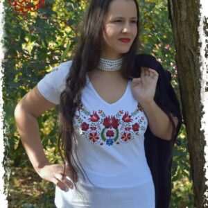 "Matyó Flower" top, short-sleeved, white