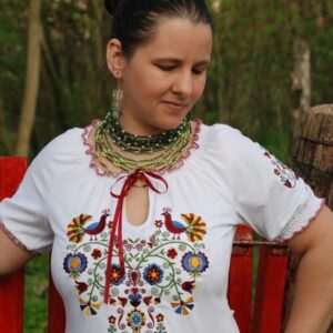 "Flowers of Rábaköz" bow-tie blouse, short-sleeved, white