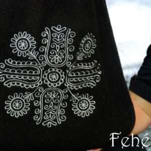 "Flowers of Körösfő" scarf, black