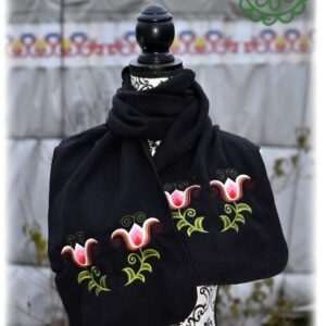 "Cuman Flower" scarf, black