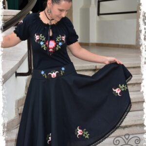 "Cuman Flower" twirly skirt, black